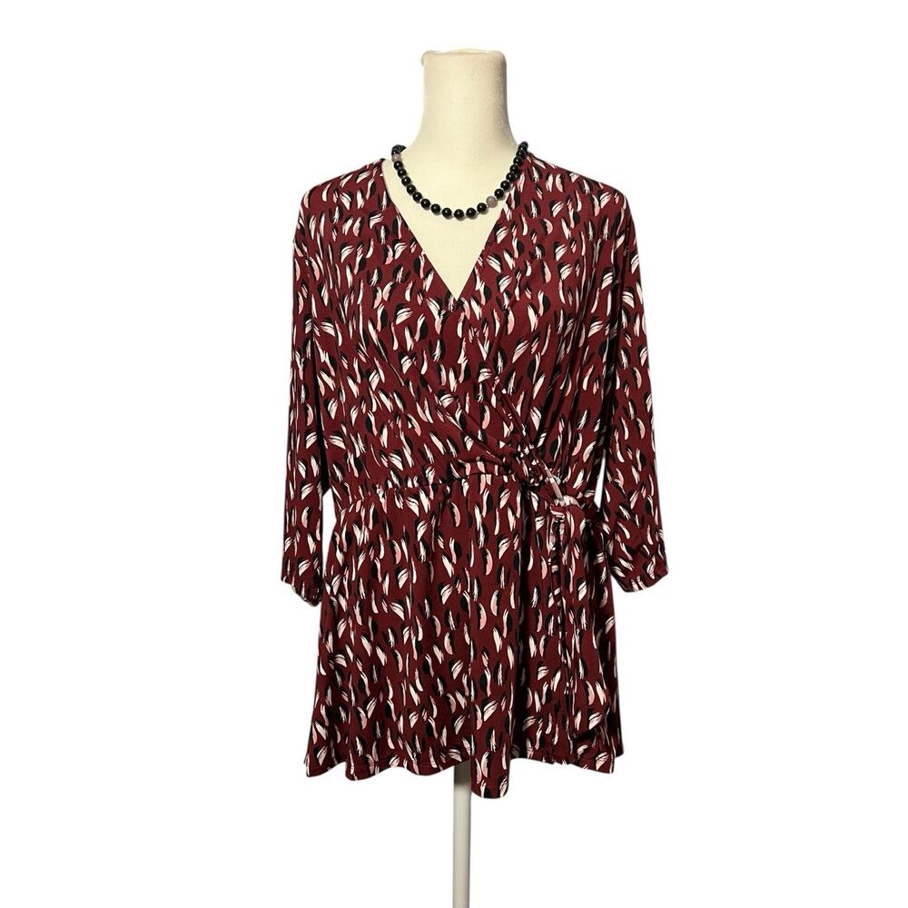 Ryan Wythe Women’s Blouse 1X Wrap Top Abstract Burgundy Feathers